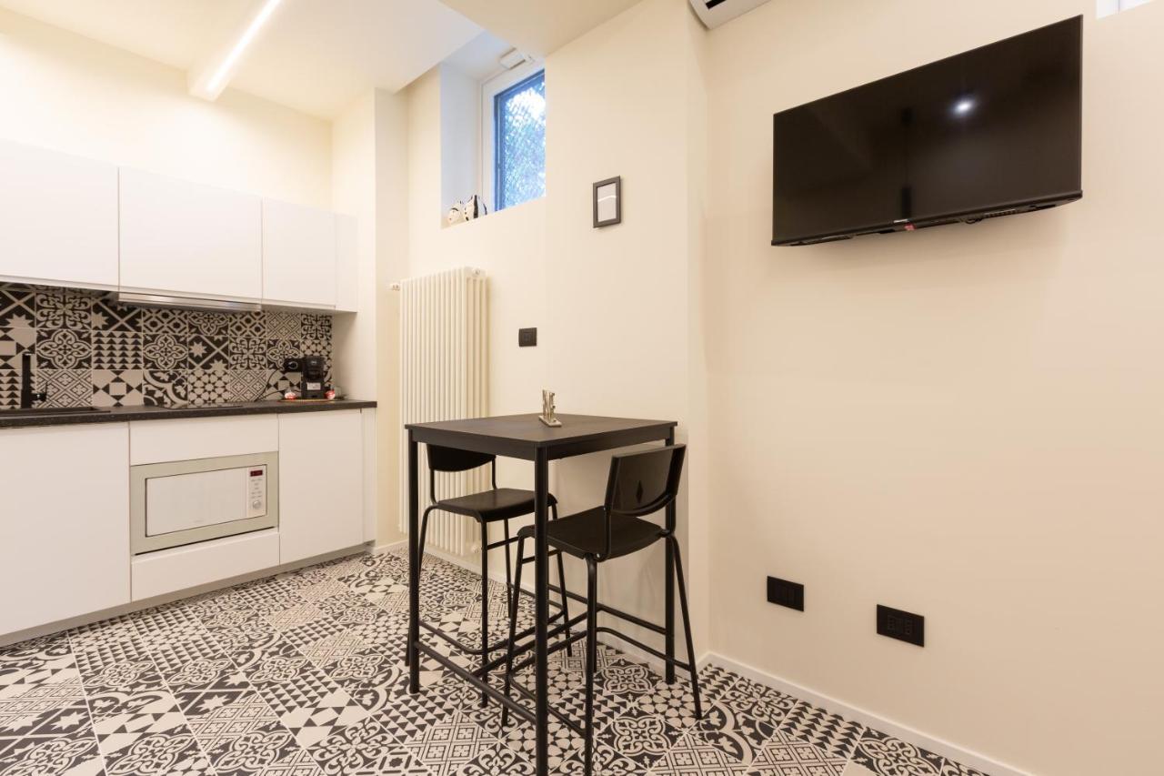 Pay60 -Crescenzago- Luxury Yellow House Milánó Kültér fotó